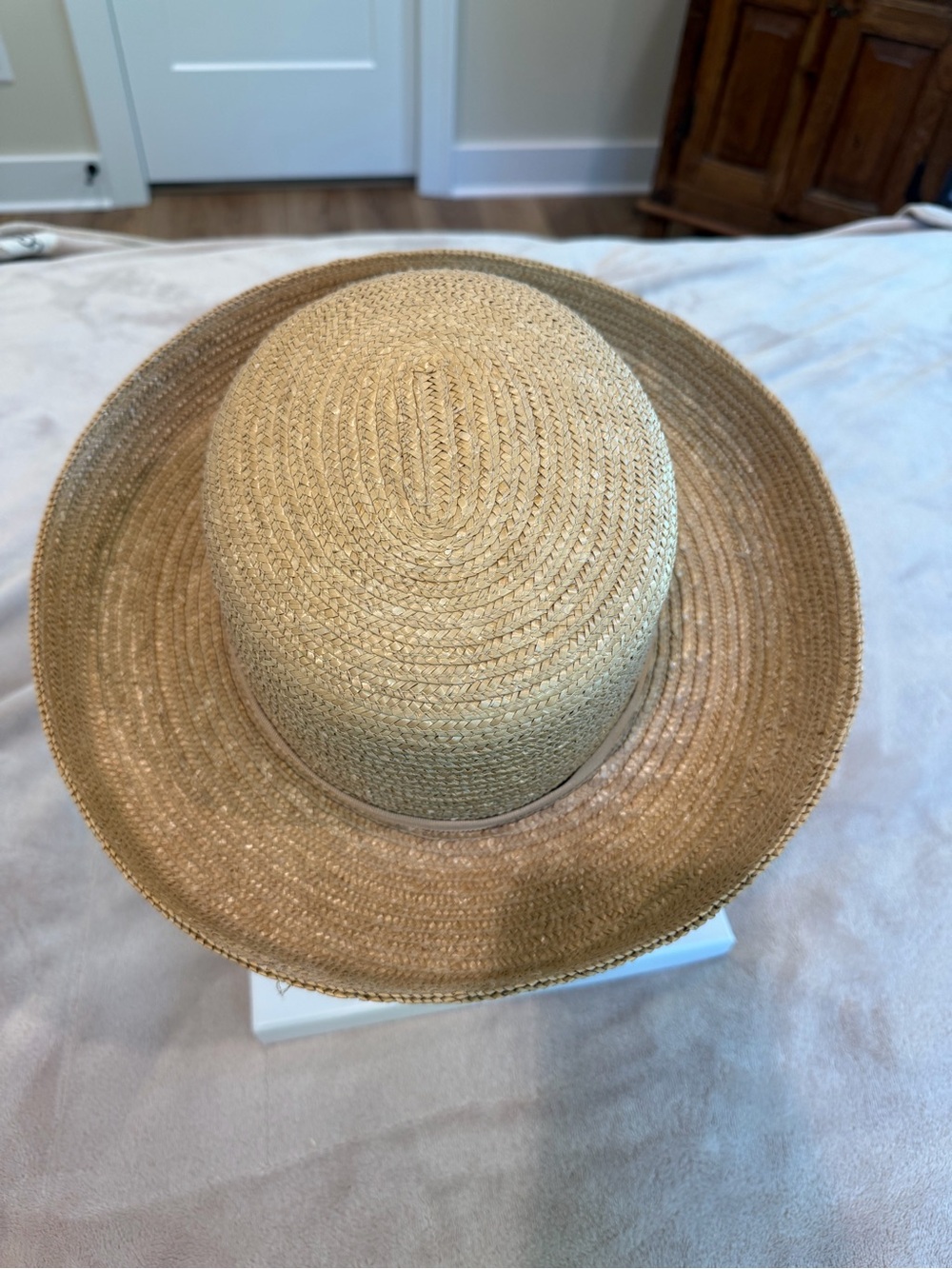 betmar Light Tan Straw Sun Hat with Ribbon Band